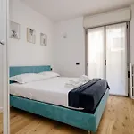 Just Urban - Strategic 1-br With Balcony - Duomo And Life Mailand