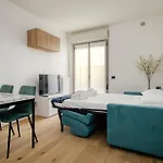 Apartment Just Urban - Strategic 1-br With Balcony - Duomo And Life
