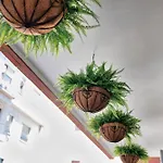 Apartment Just Urban - Strategic 1-br With Balcony - Duomo And Life Mailand
