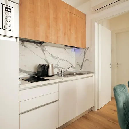 Just Urban Stays - Strategic 1-Br With Balcony - Duomo And City Life Appartement *