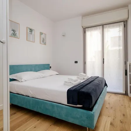 Just Urban - Strategic 1-br With Balcony - Duomo And Life Milan