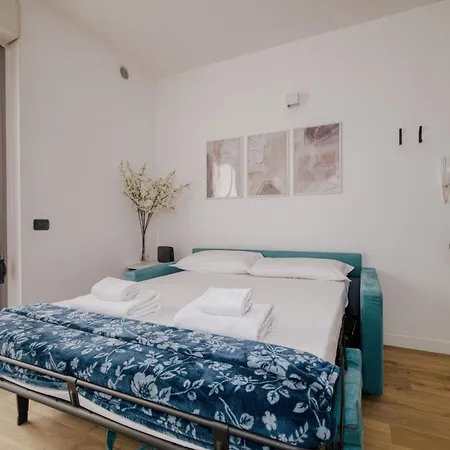 Just Urban - Strategic 1-br With Balcony - Duomo And Life Apartment *