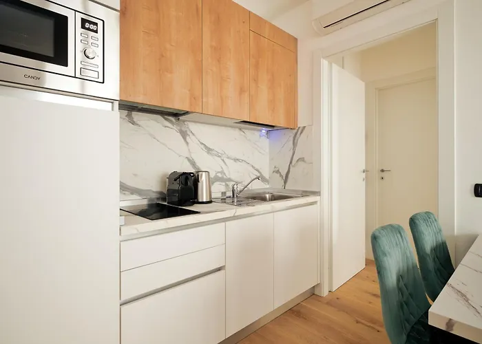 Just Urban Stays - Strategic 1-Br With Balcony - Duomo And City Life Appartement *